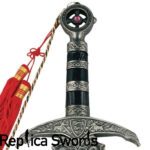 ornate robin hood short sword